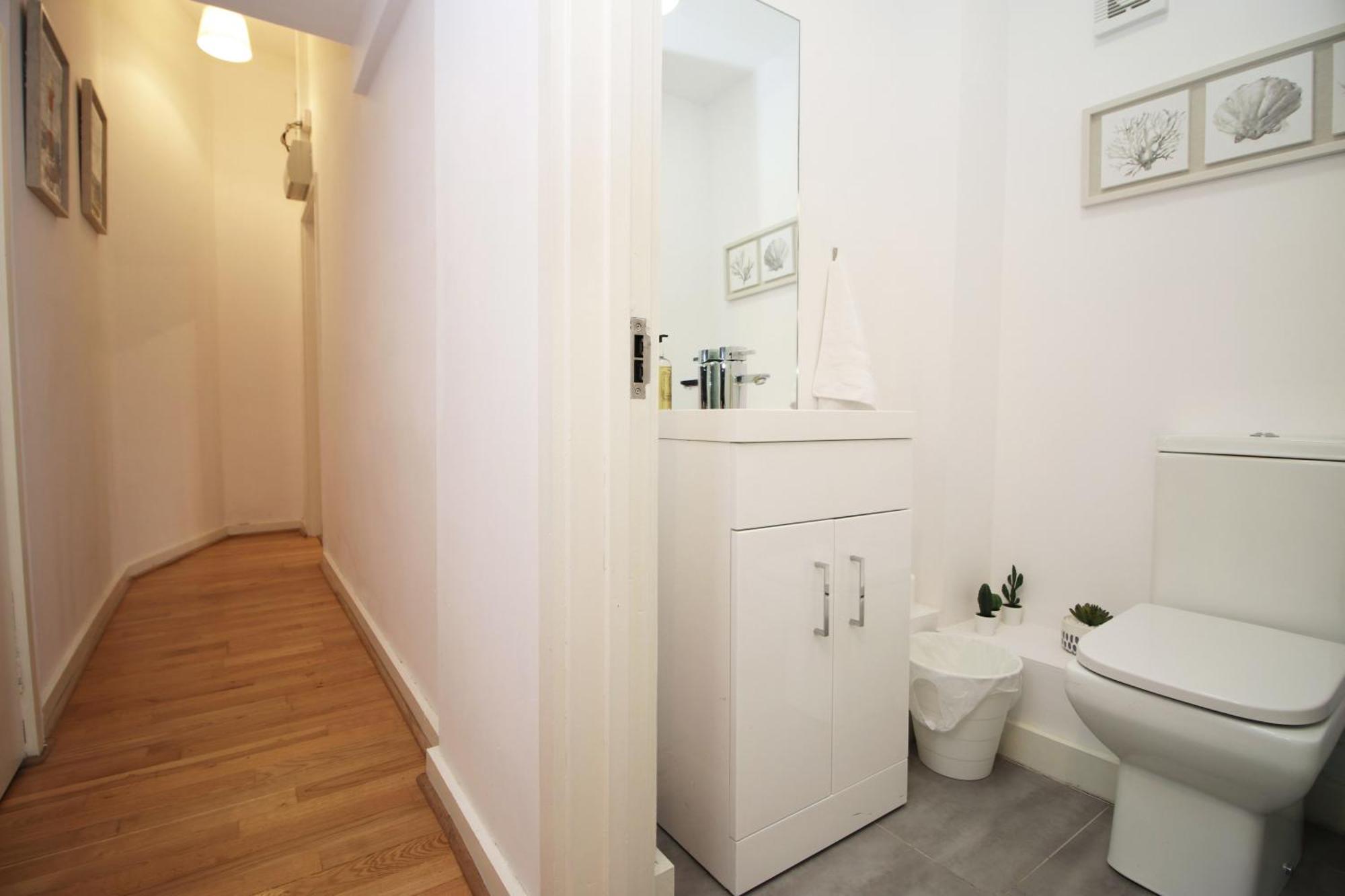 Coastal Penarth Dream! Close To Cardiff Superb Location Near Bars And Restaurants! Dog Friendly And Welcome Breakfast Pack! Exterior foto